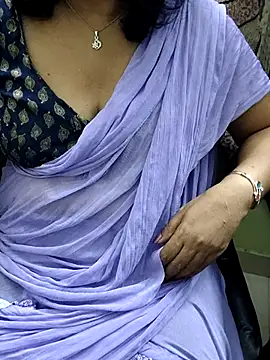 indian anu mallu online show from 03/04/25, 02:32