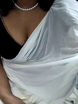 indian anu mallu online show from 03/12/25, 11:53