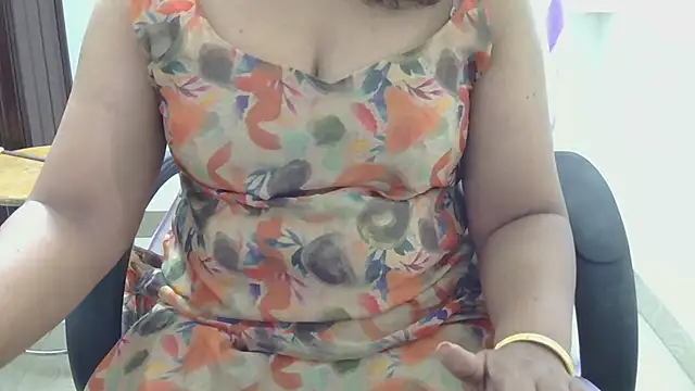 Snapshot of indian_anu_mallu chatting on 10/22/25, 01:50 indian anu mallu online show from 10/22/25, 01:50