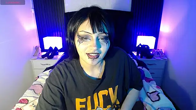 honney dark online show from 01/17/25, 05:53