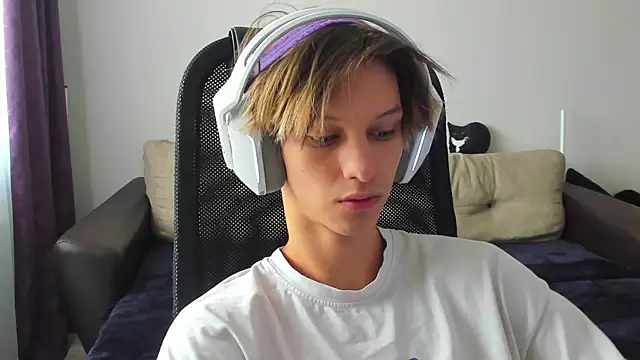 Ostin meow online show from 09/23/25, 07:11