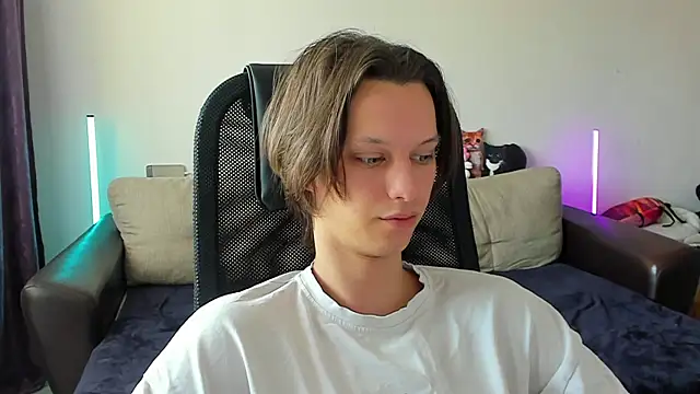 Ostin meow online show from 06/03/26, 09:01