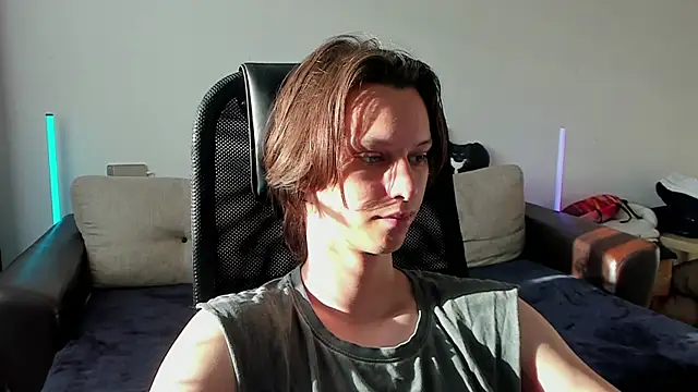 Ostin meow online show from 06/04/26, 01:17