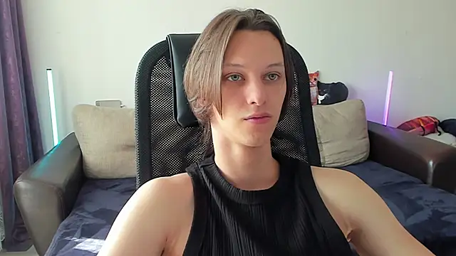 Ostin meow online show from 06/12/26, 10:47