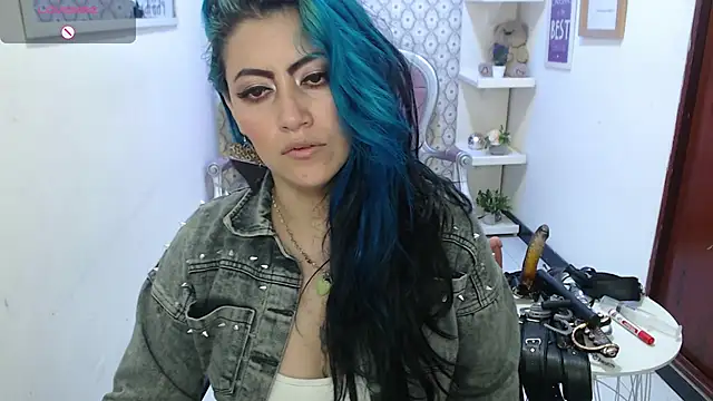 scarleth blue online show from 01/17/25, 09:28