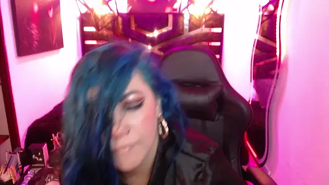 scarleth blue online show from 05/05/26, 03:14