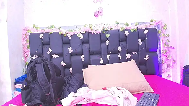 canela oss online show from 09/18/25, 11:56