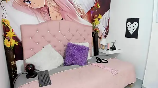 Snapshot of Bonnie-Kim chatting on 12/06/24, 10:19 Bonnie-Kim online show from 12/06/24, 10:19