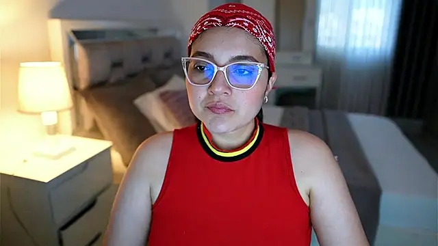 Camilaa bueno online show from 12/13/25, 10:26