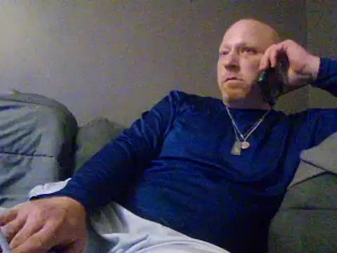 muffgoldcock online show from 12/18/24, 01:15