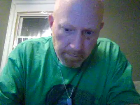 muffgoldcock online show from 12/23/24, 01:51