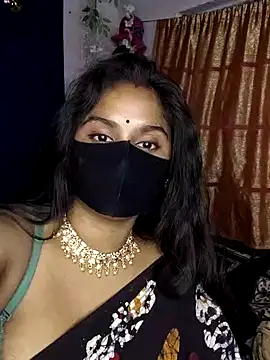 Hotty-rimi online show from 03/03/25, 11:11