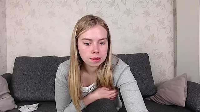 Snapshot of sofiaa_here chatting on 03/30/26, 12:22 sofiaa here online show from 03/30/26, 12:22