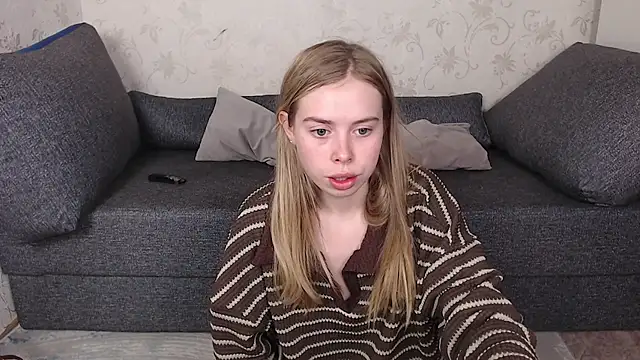 Snapshot of sofiaa_here chatting on 05/08/26, 12:05 sofiaa here online show from 05/08/26, 12:05