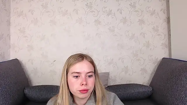 Snapshot of sofiaa_here chatting on 05/12/26, 12:08 sofiaa here online show from 05/12/26, 12:08