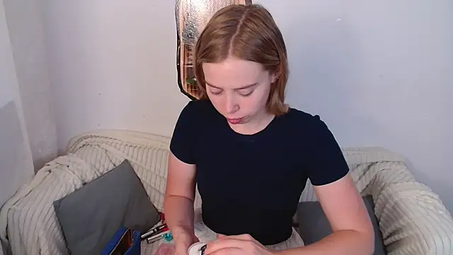 Snapshot of sofiaa_here chatting on 06/12/26, 12:09 sofiaa here online show from 06/12/26, 12:09