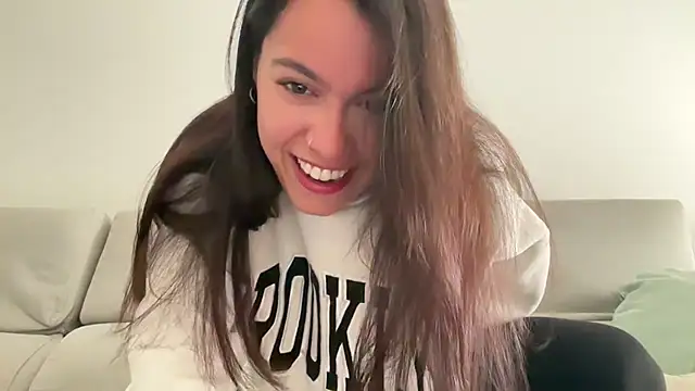 AmaraBella69 online show from 02/11/25, 10:26