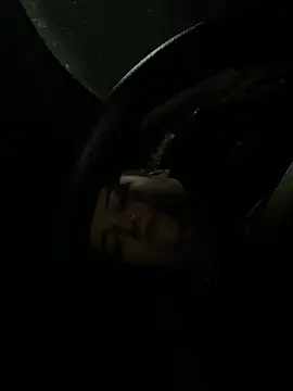 Snapshot of avarckssss chatting on 01/20/25, 05:26 avarckssss online show from 01/20/25, 05:26