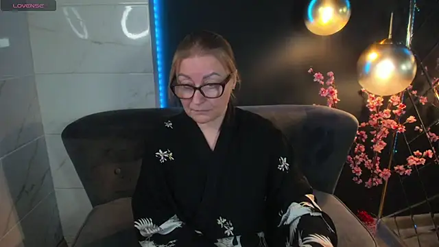 AlexandraKind online show from 01/05/25, 05:09