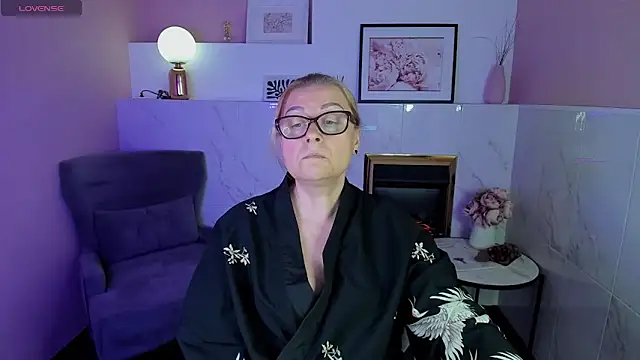 AlexandraKind online show from 01/08/25, 07:34