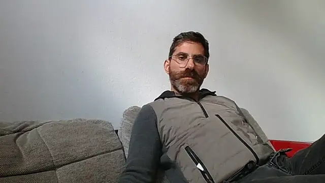 alcatraz009 online show from 09/28/25, 09:58