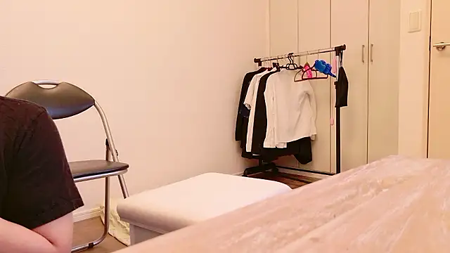 Snapshot of undo-busoku69 chatting on 11/10/25, 07:51 undo-busoku69 online show from 11/10/25, 07:51