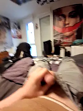 Snapshot of stev3w chatting on 10/03/25, 06:43 stev3w online show from 10/03/25, 06:43