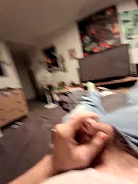 Snapshot of stev3w chatting on 10/29/25, 06:15 stev3w online show from 10/29/25, 06:15