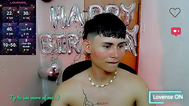 Snapshot of tanjiro_cute chatting on 09/23/25, 03:42 tanjiro cute online show from 09/23/25, 03:42