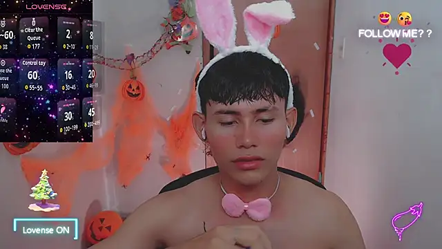 Snapshot of tanjiro_cute chatting on 11/18/25, 05:56 tanjiro cute online show from 11/18/25, 05:56