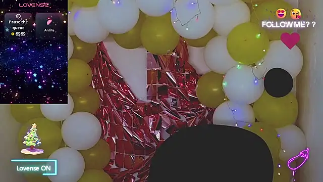 Snapshot of tanjiro_cute chatting on 12/19/25, 08:27 tanjiro cute online show from 12/19/25, 08:27