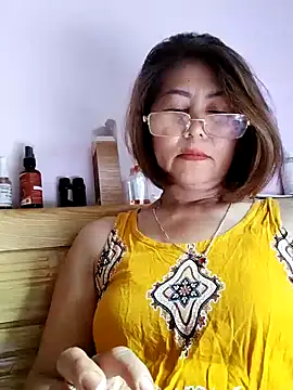 Baby-tits2024 online show from 12/09/24, 06:45