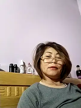 Baby-tits2024 online show from 01/12/25, 09:29