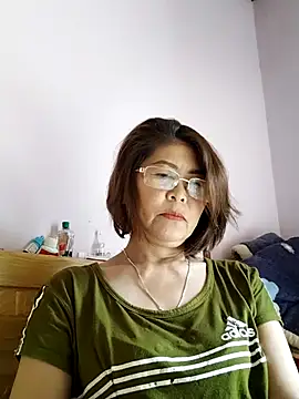 Baby-tits2024 online show from 02/21/25, 05:35