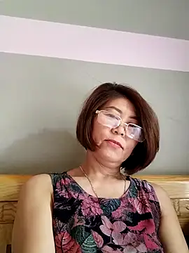 Baby-tits2024 online show from 03/20/25, 06:41