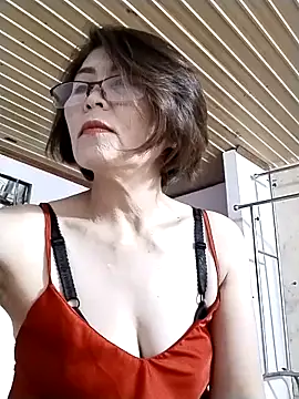 Baby-tits2024 online show from 09/10/25, 01:00