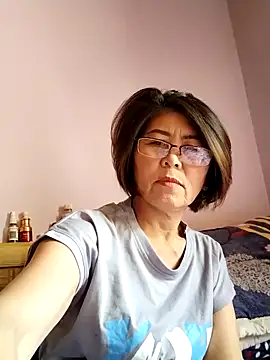 Baby-tits2024 online show from 09/15/25, 03:06