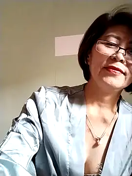 Baby-tits2024 online show from 09/20/25, 06:36