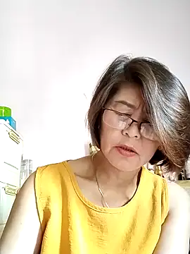 Baby-tits2024 online show from 09/21/25, 02:13