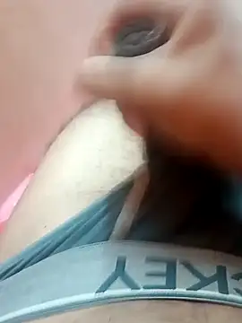 Vignesh3246 online show from 12/11/24, 12:34