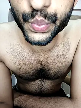 Vignesh3246 online show from 11/01/25, 04:31