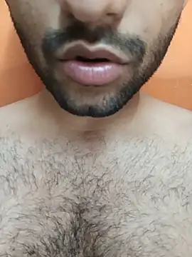 Snapshot of Vignesh3246 chatting on 07/15/26, 05:29 Vignesh3246 online show from 07/15/26, 05:29