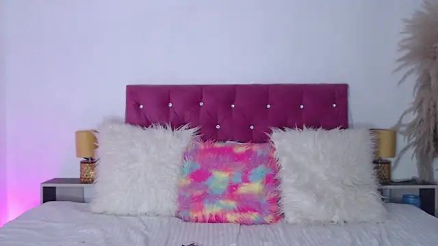 Snapshot of alinakiss chatting on 01/28/25, 08:25 alinakiss online show from 01/28/25, 08:25