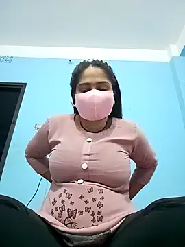 Magical Girl- online show from 12/04/24, 04:32