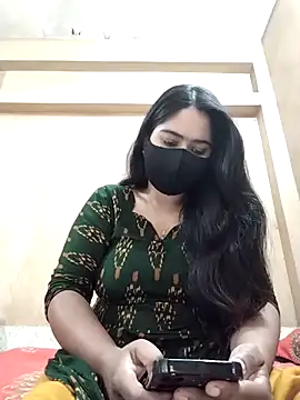 Magical Girl- online show from 11/08/25, 04:45