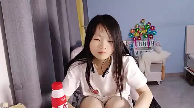 Lena-yyds online show from 02/22/25, 04:40