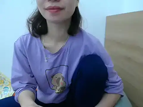 HotQueen online show from 01/17/25, 03:45