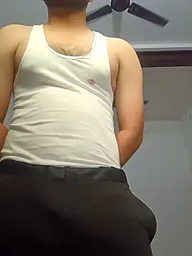 smartboy010101 online show from 03/20/25, 07:47