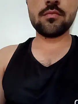 smartboy010101 online show from 09/18/25, 08:49