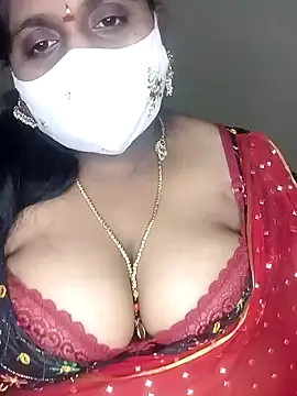 Snapshot of Sexy_Radhikaa chatting on 02/06/25, 03:52 Sexy Radhikaa online show from 02/06/25, 03:52